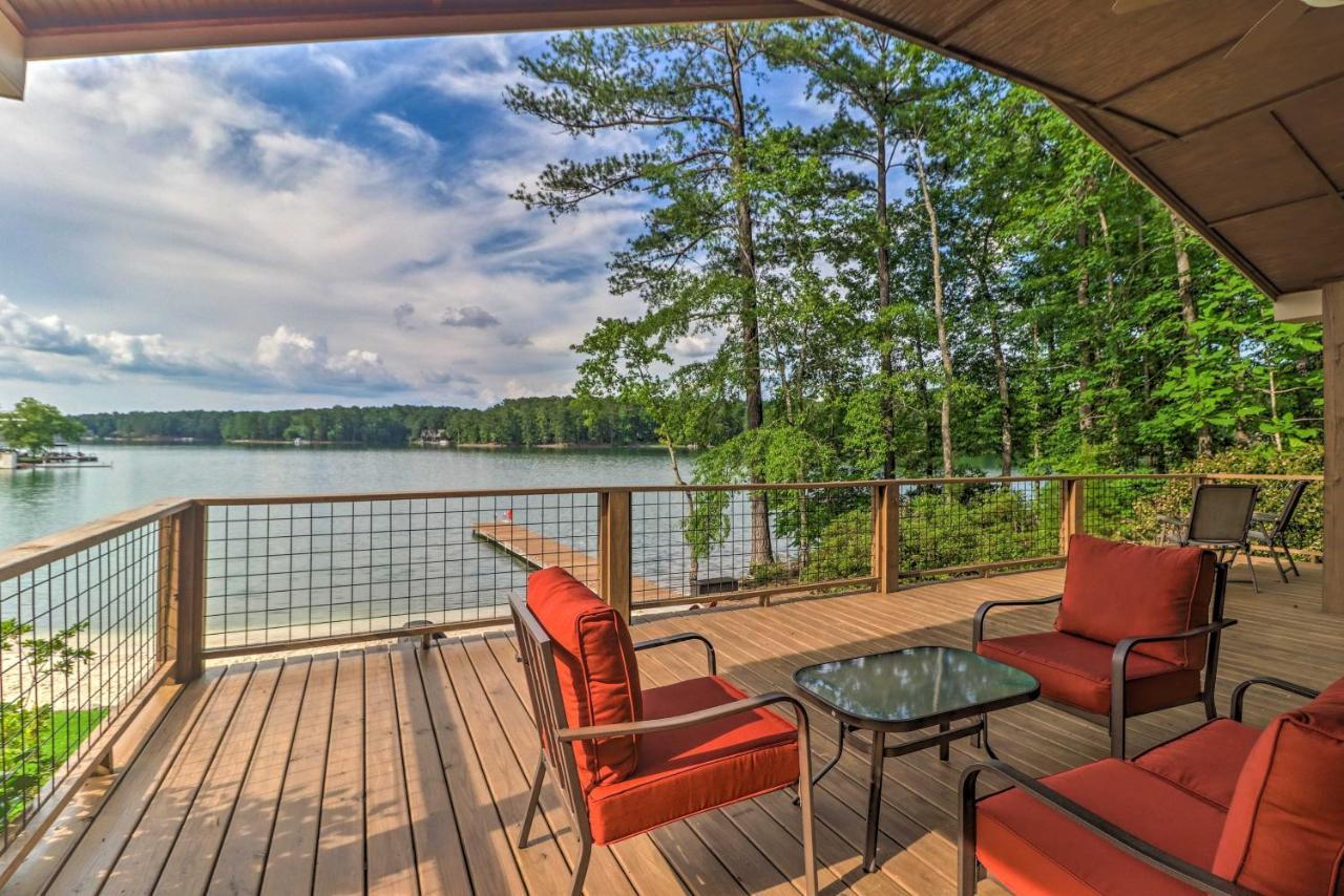 Waterfront Lake Martin Home With Grill And Beach! Eclectic Exterior photo